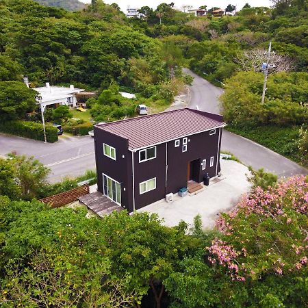 Irie House Motobu Villa ภายนอก รูปภาพ